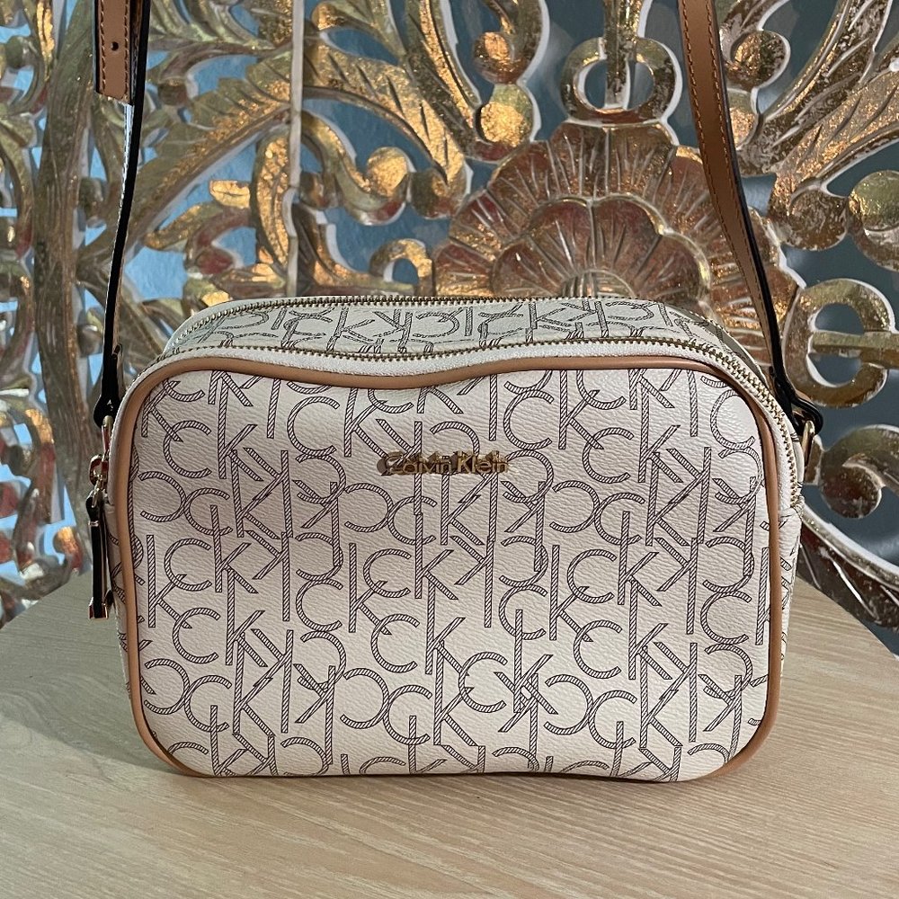 Calvin Klein Crossbody Bag